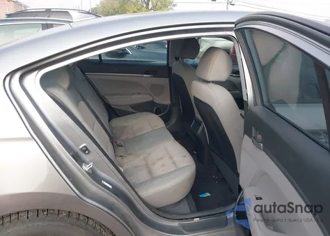 2017 Hyundai Elantra Se из США, поврежденный, VIN KMHD74LF7HU084015